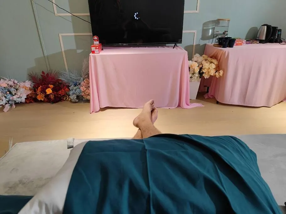 Penang Indoor Ktv Camping Tent Romantic Stay Up To 6 Pax Netflix Youtube Playstation Jelutong 別荘