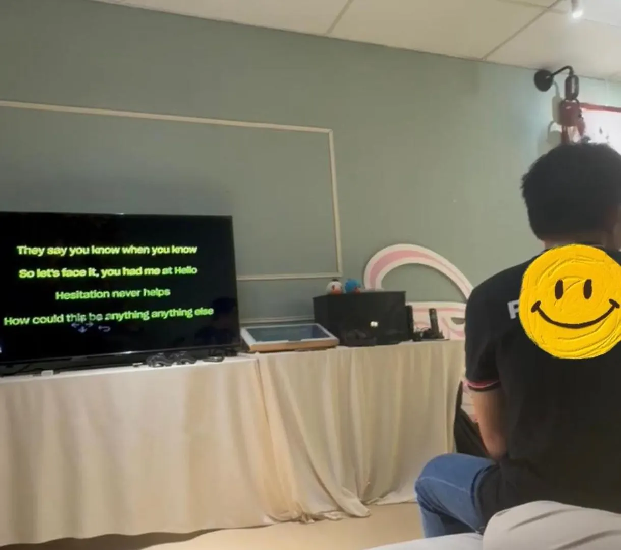 Penang Indoor Ktv Camping Tent Romantic Stay Up To 6 Pax Netflix Youtube Playstation Jelutong 別荘