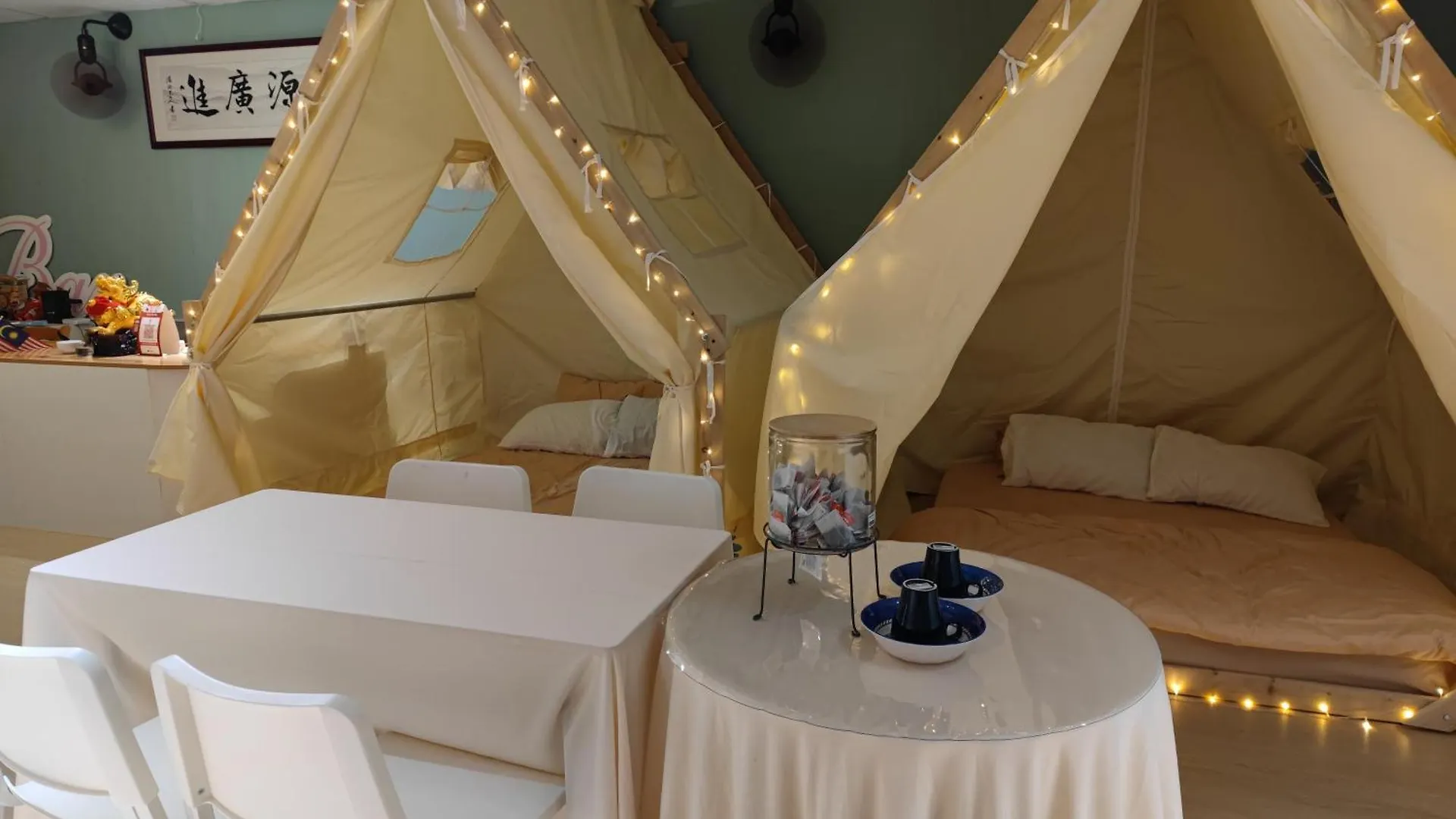 Holiday home Penang Indoor Ktv Camping Tent Romantic Stay Up To 6 Pax Netflix Youtube Playstation Jelutong