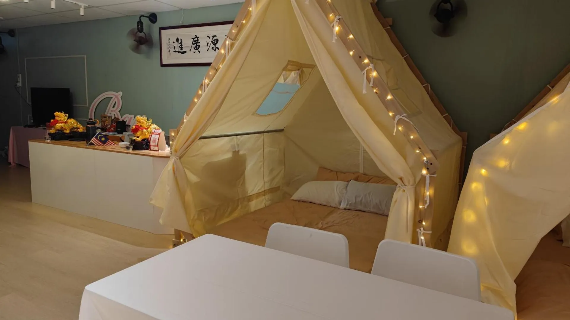 Penang Indoor Ktv Camping Tent Romantic Stay Up To 6 Pax Netflix Youtube Playstation Jelutong Holiday home
